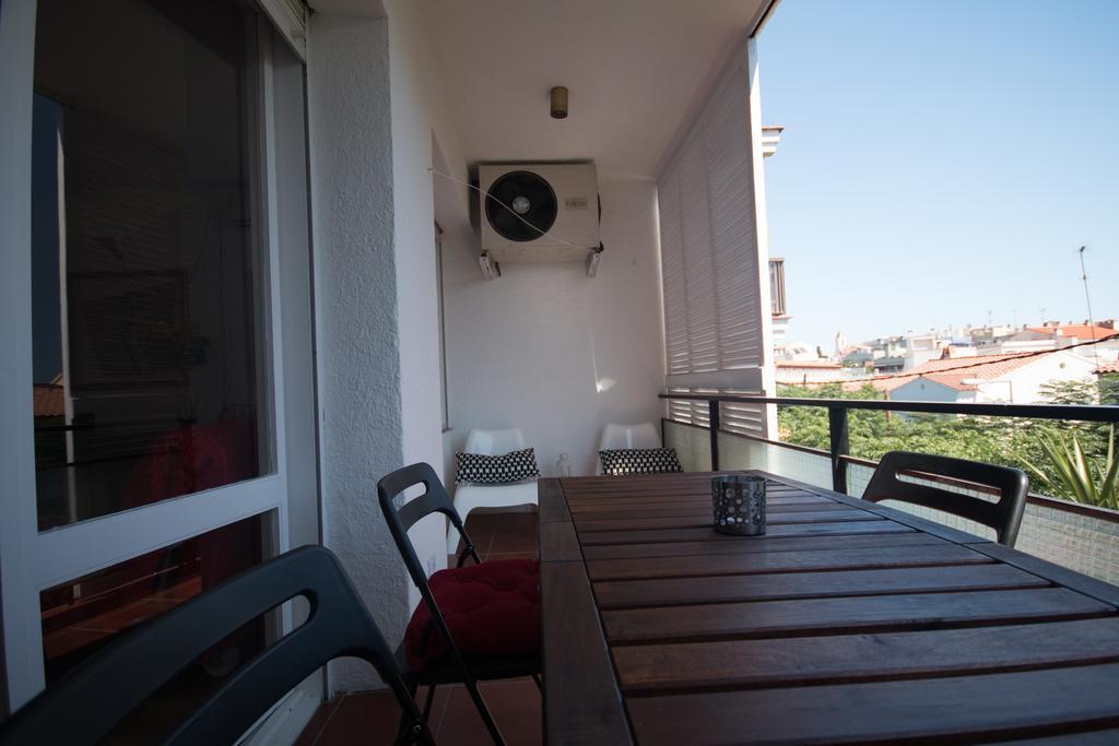 Way To Bcn Sitges Apartment Ngoại thất bức ảnh
